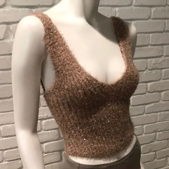 FUZZY BEIGE & TAN CROPPED GOLD METALLIC TANK SWEATER NWT - Picture 3 of 11